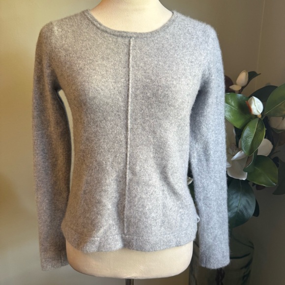 Vintage cashmere‎ Mario Serrani Gray Crew Neck Sweater Womens xs - Picture 1 of 3